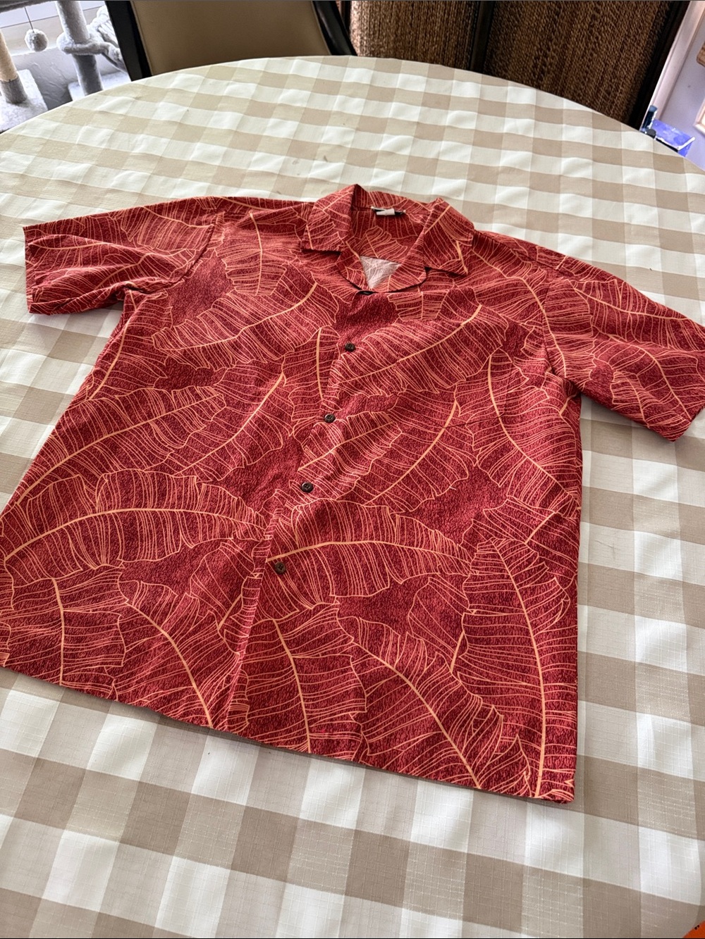 Red Tropical Print Short Sleeve Button-Down Shirt